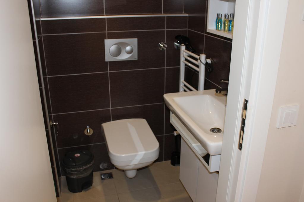 Cicekli Yali Hotel Buyukada Island Room photo